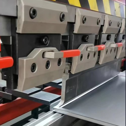 草莓视频ios加工折彎工（gōng）序